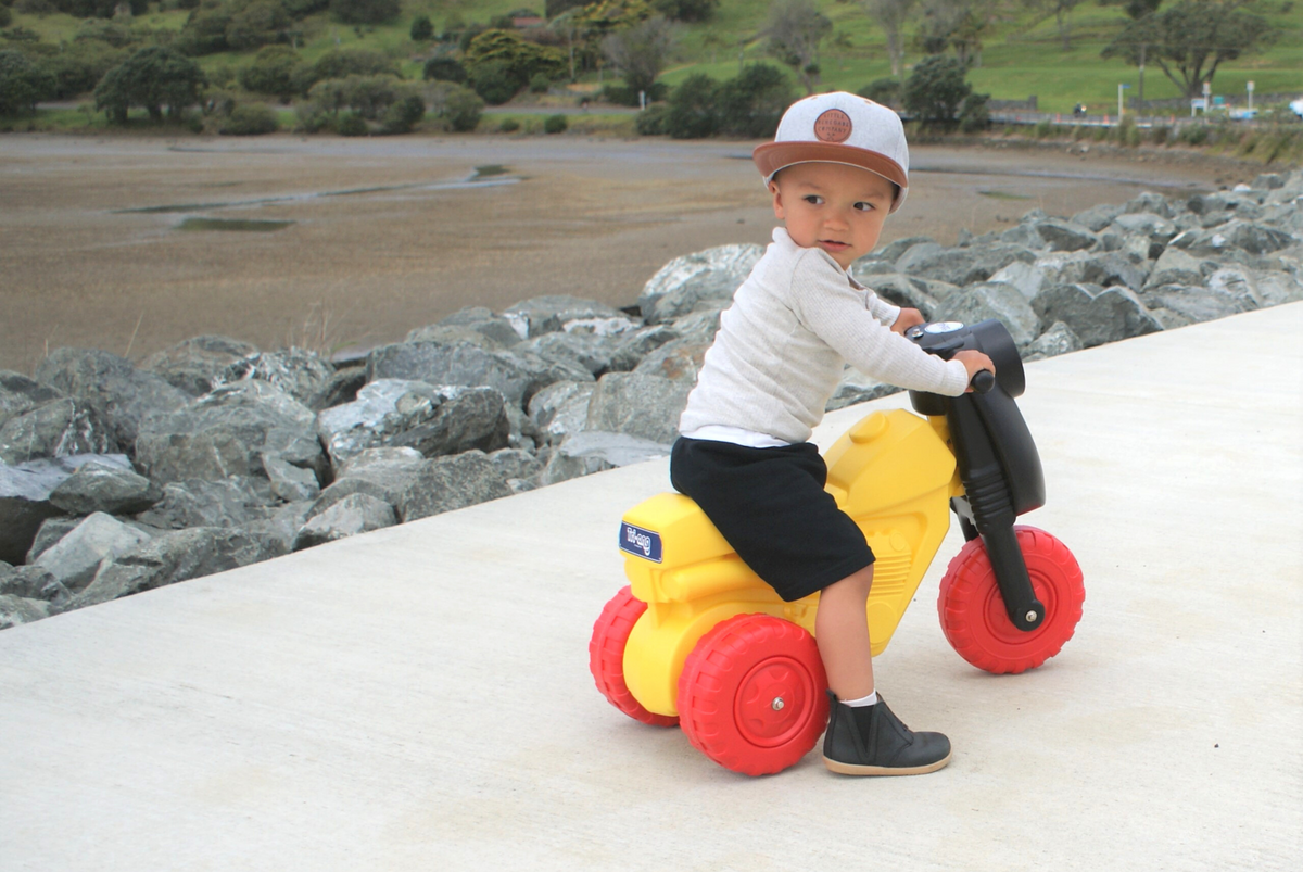 Tri Ang Riding Donkey Tri-ang AT. Cycle Motorbike